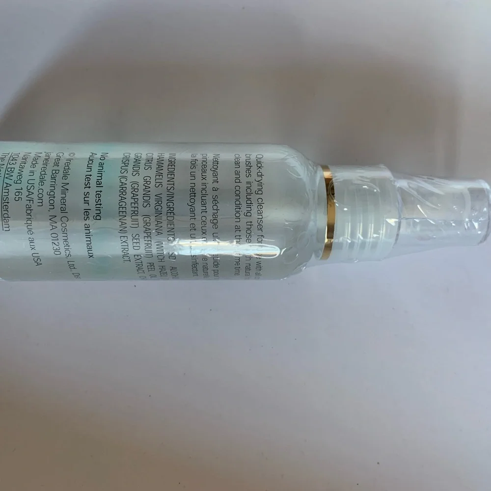Jane Iredale Botanical Brush Cleaner